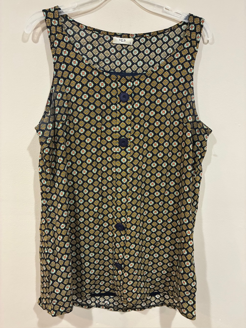 Black Floral Geometric Button-Front Camisole